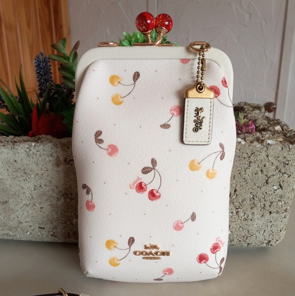 Coach Cherries Kisslock Frame Crossbody RARE!! - Picture 10 of 14